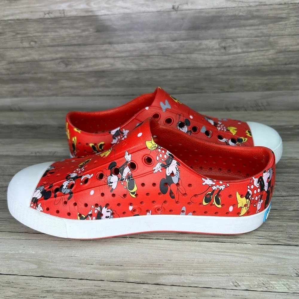 Native Disney Minnie Mouse Jefferson Slip-on Shoe Size Womens 7‎ Mens 5 Red